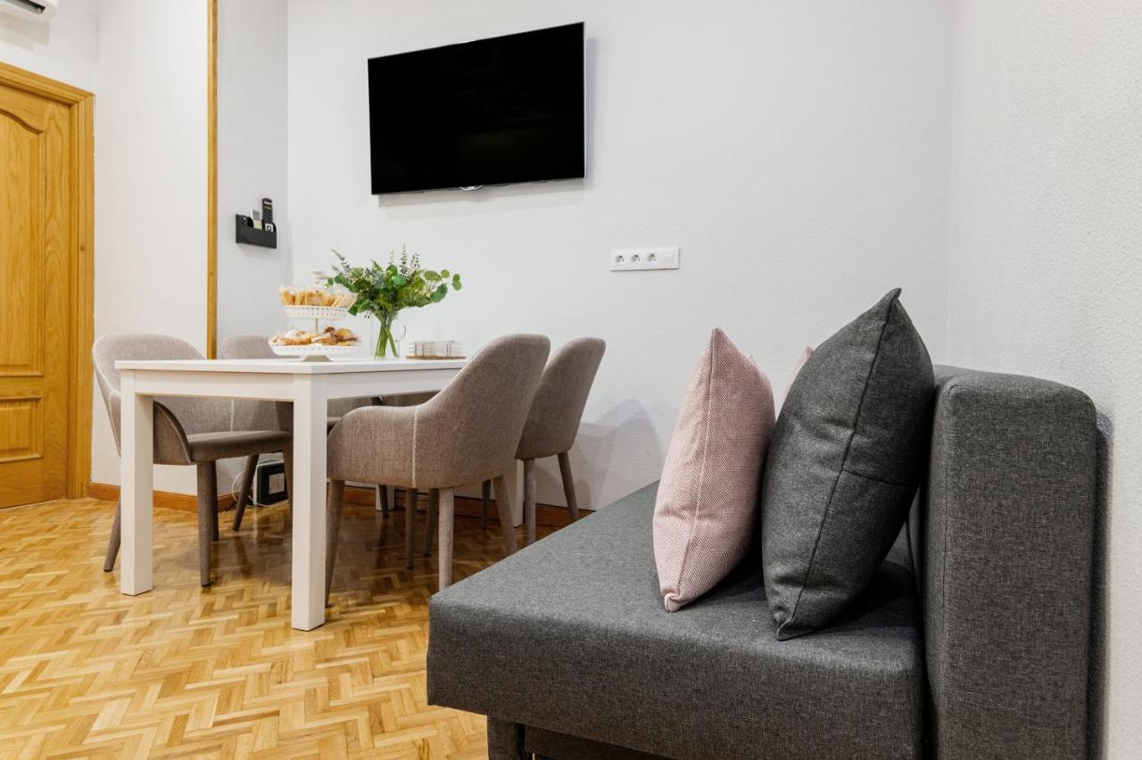 Centrico Apartamento Con 3 Banos En Puerta Del Sol Y Atocha มาดริด ภายนอก รูปภาพ