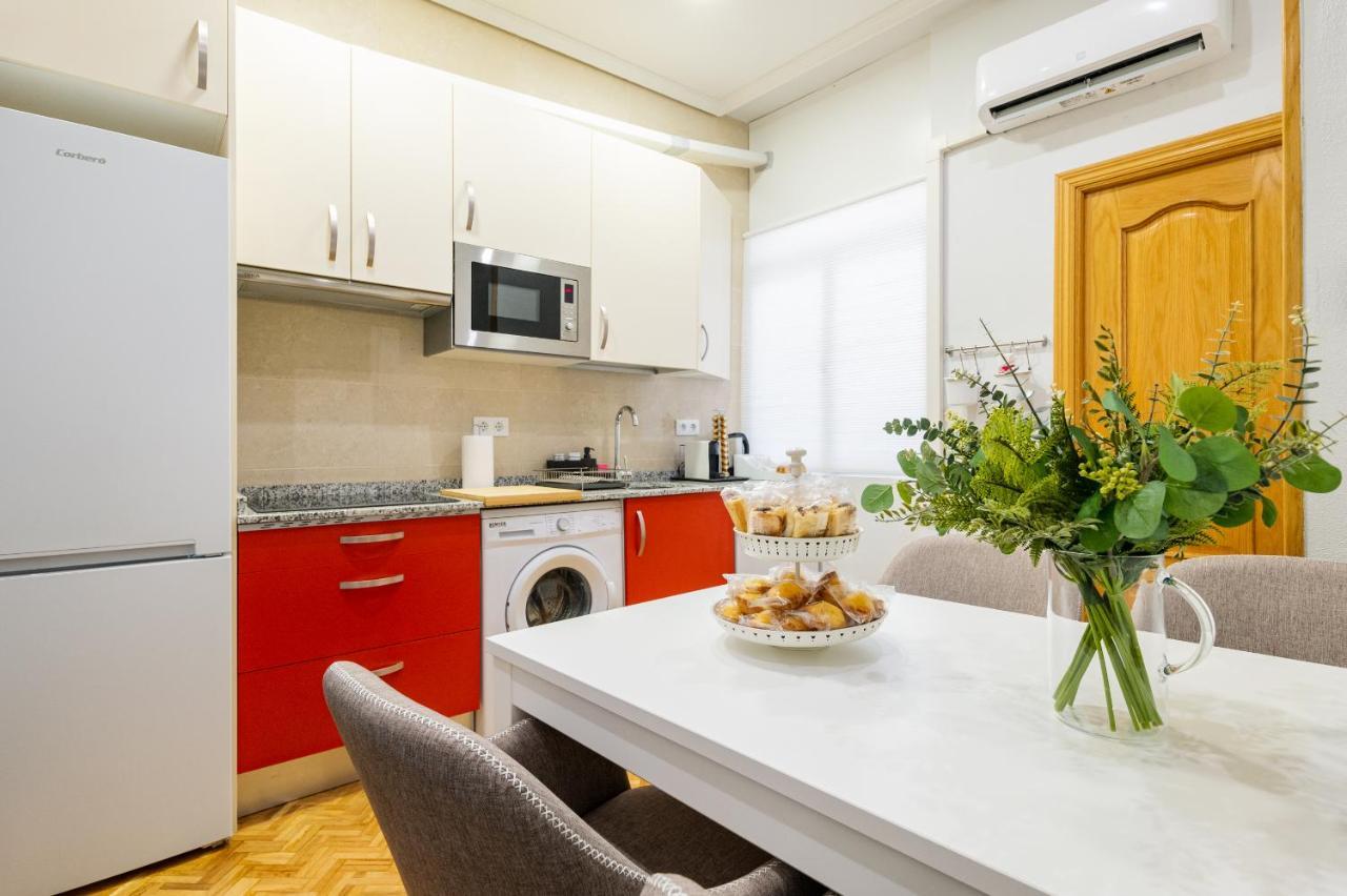 Centrico Apartamento Con 3 Banos En Puerta Del Sol Y Atocha มาดริด ภายนอก รูปภาพ