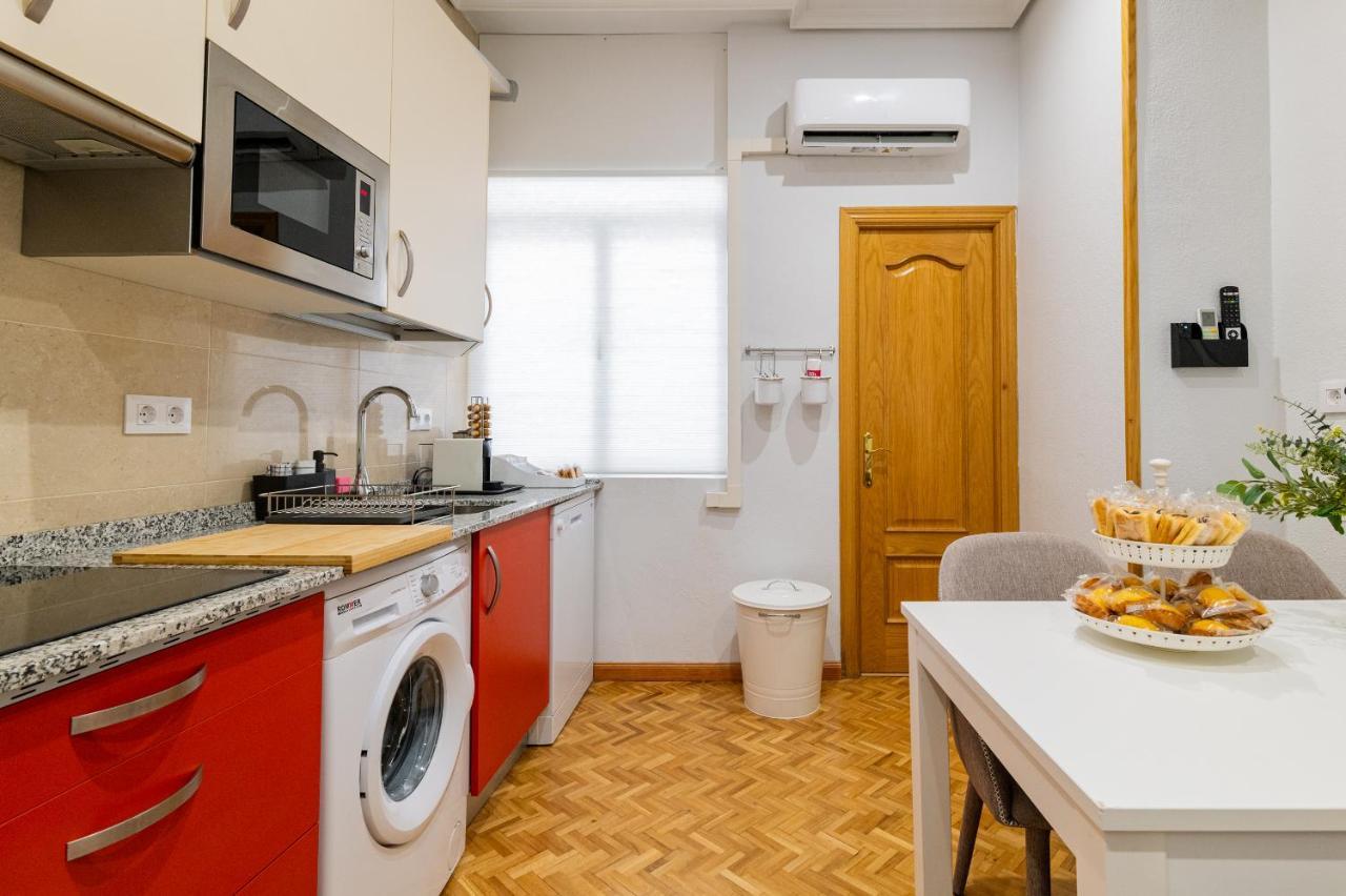 Centrico Apartamento Con 3 Banos En Puerta Del Sol Y Atocha มาดริด ภายนอก รูปภาพ